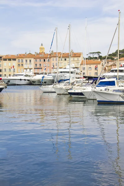 Antiguo puerto de Saint-Tropez, Francia — Foto de Stock