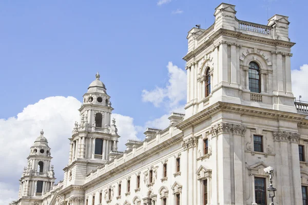 HM Treasury, l'edificio del Tesoro di Sua Maestà a Londra — Foto Stock
