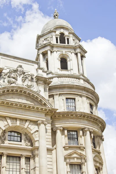 Типичное здание в Лондоне, Великобритания — стоковое фото