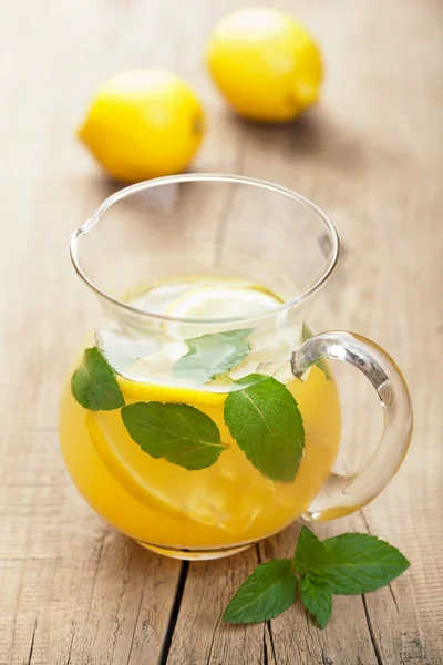 Frische Limonade — Stockfoto