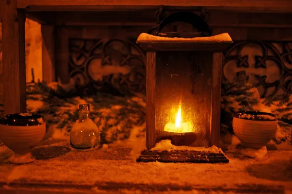 Καίγοντας κερί σε εξωτερικούς χώρους — Φωτογραφία Αρχείου