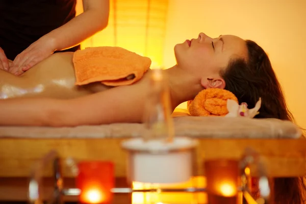 Beautiful woman having a massage — Stock Photo, Image