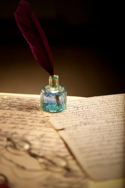 Inkwell on an old letter — Stock Photo, Image