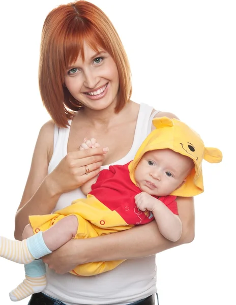 Κοκκινομάλλα γυναίκα με το παιδί στο αστείο κοστούμι — Φωτογραφία Αρχείου