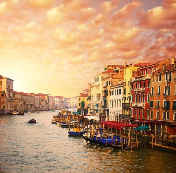 Vackra Venedig-kanalutsikt — Stockfoto