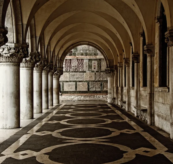 Venedik eski geçit — Stok fotoğraf
