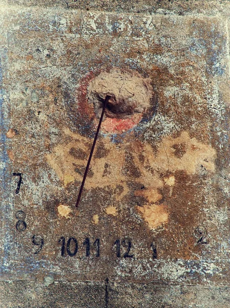 Old sundial — Stock Photo, Image