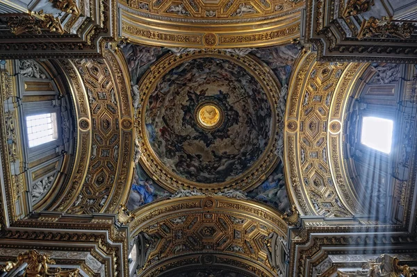 Gorgeous сeiling of the baroque chirch in Italy, Rome. — Stock Photo, Image