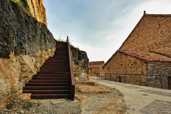 Paesaggio con vecchia città spagnola Ares . — Foto Stock