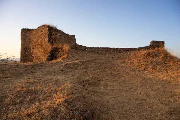 Zřícenina hradu assoro — Stock fotografie