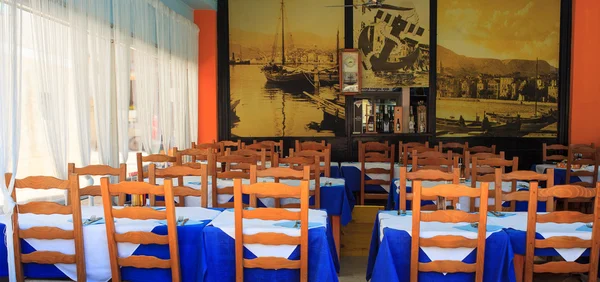 Mesas de restaurante em Baska — Fotografia de Stock