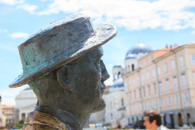 James joyce heykeli, trieste