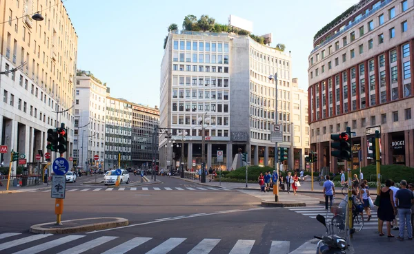 St. Babila tér, Milánó — Stock Fotó