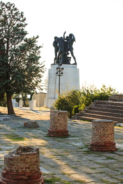 Πολεμικό μνημείο στο λόφο giusto Αγίου, Τεργέστη — Φωτογραφία Αρχείου