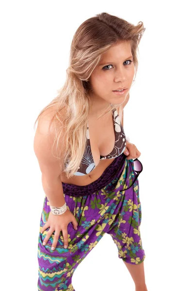 비키니를 입은 젊은 여자 — 스톡 사진