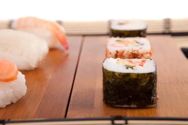 Pedaços de sushi — Fotografia de Stock