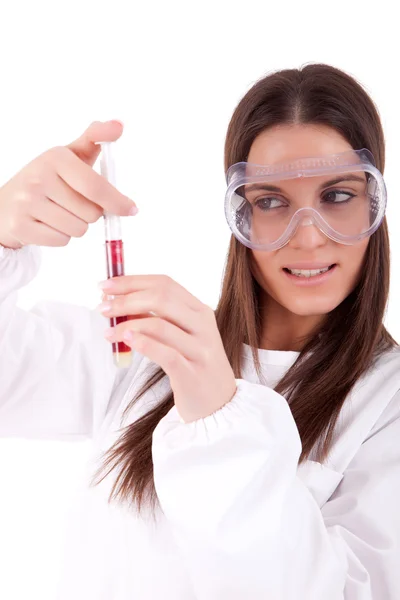 Junge Wissenschaftlerin im Labor — Stockfoto