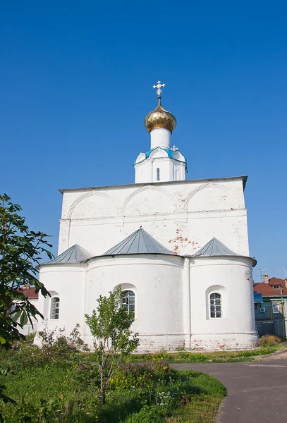 A Szent Vassilievski templom és kolostor Vladimirskiy area, Oroszország — Stock Fotó