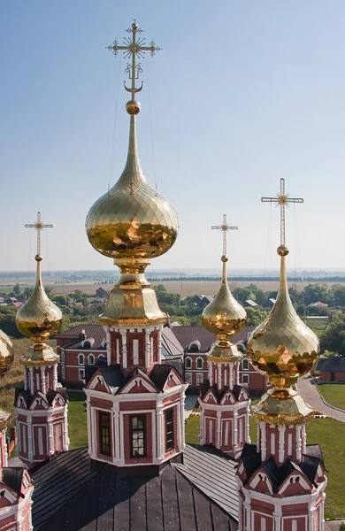 Domes Church Flora and Lavra, cidade Suzdal, Rússia — Fotografia de Stock