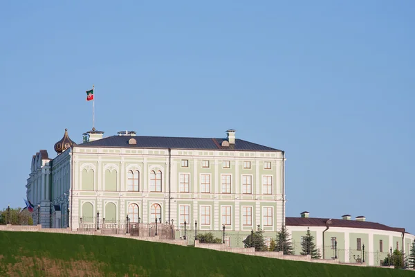 Wunderschöne landschaft mit einer art auf kremlin, stadt kasan, russland — Stockfoto
