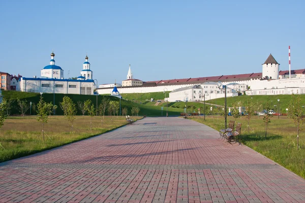 Красивый пейзаж с видом на Кремль, город Казань, Россия — стоковое фото