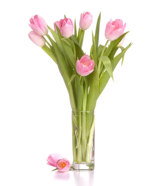 Buquê de tulipas rosa em vaso isolado no fundo branco — Fotografia de Stock