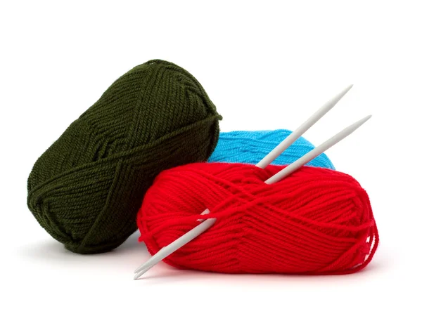 Hilos de lana y aguja de tejer. Accesorios de aguja . — Foto de Stock