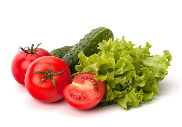トマト、キュウリの野菜とレタスのサラダ — ストック写真