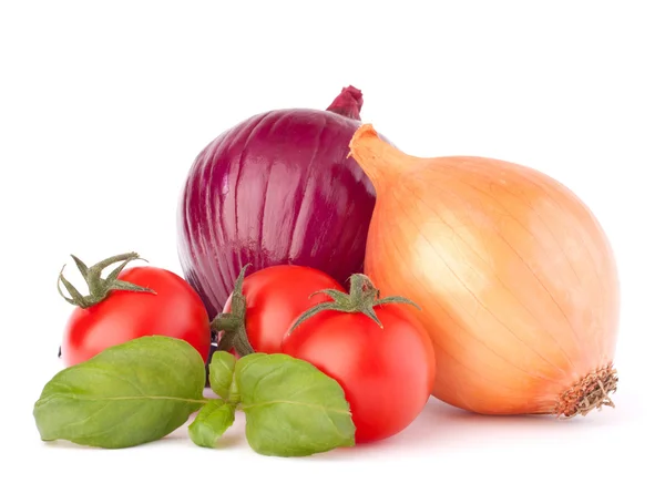 Cebulę, liście wiśni pomidorów i bazylii zioło martwa — Zdjęcie stockowe