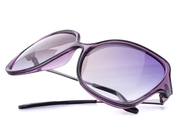Elegantes gafas de sol femeninas — Foto de Stock