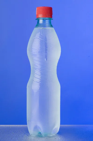 Flaska vatten — Stockfoto