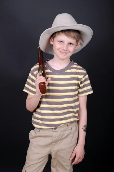 Хлопчик у капелюсі — стокове фото