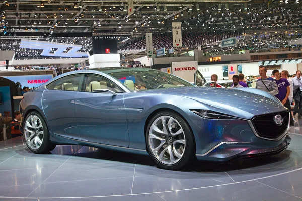 Mazda conceito de visualização no 81st International Motor Show — Fotografia de Stock