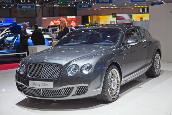 Bentley Continental "Estrela voadora " — Fotografia de Stock