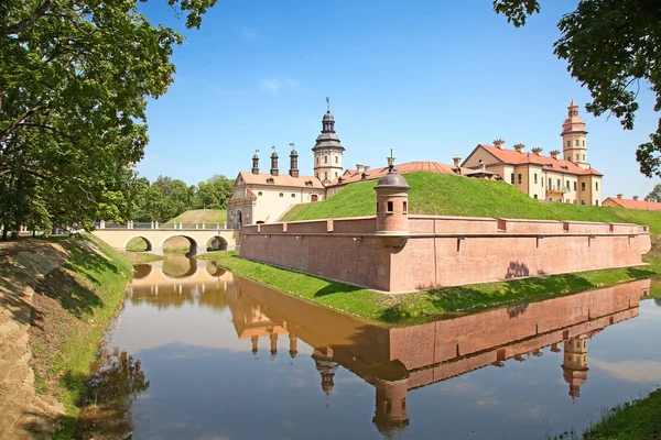 Castelo medieval em nesvizh — Fotografia de Stock
