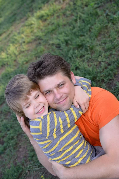 Kärleksfull far och son — Stockfoto