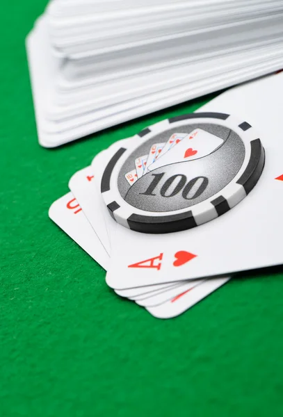 Gaming chips and cards — Stock Photo, Image