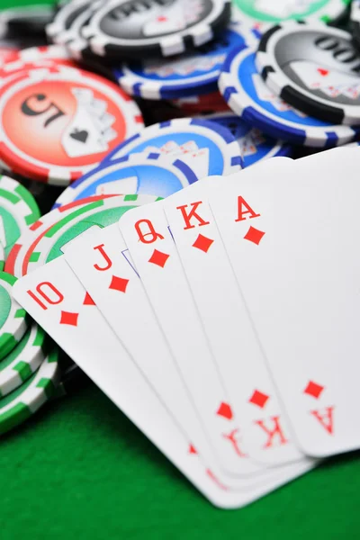 Выигрышная комбинация в покер Royal Flush — стоковое фото