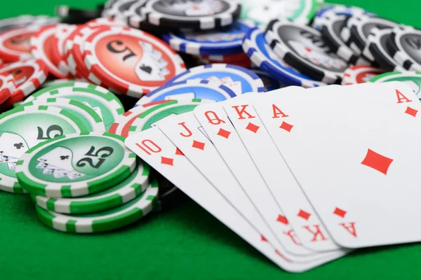 Combinação vencedora em um Royal Flush de poker — Fotografia de Stock