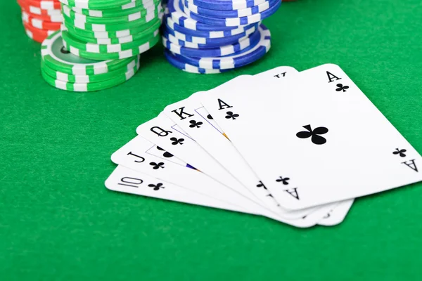 Zwycięska kombinacja w poker królewski — Zdjęcie stockowe