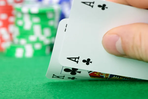 Combinación de cartas ganadoras en Black Jack en la mano —  Fotos de Stock