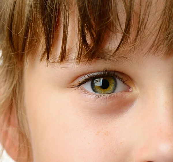 Ojo de los niños primer plano — Foto de Stock