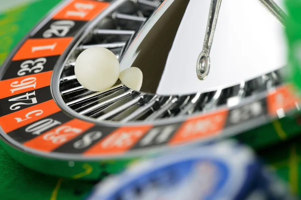 Roleta roda no casino closeup — Fotografia de Stock