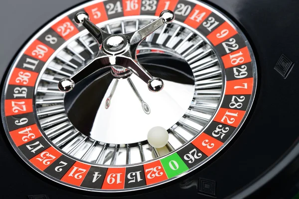Roleta roda no casino closeup — Fotografia de Stock