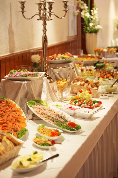 Exibição buffet frio — Fotografia de Stock