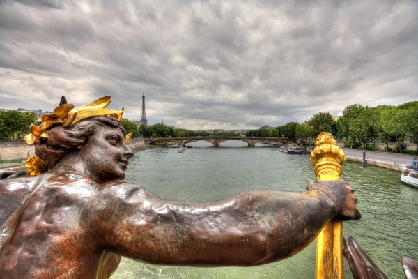 Vista su Parigi dal Ponte Alessandro III . — Foto Stock
