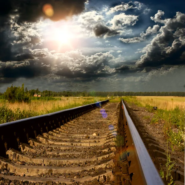 Chemin de fer vers le coucher du soleil Images De Stock Libres De Droits
