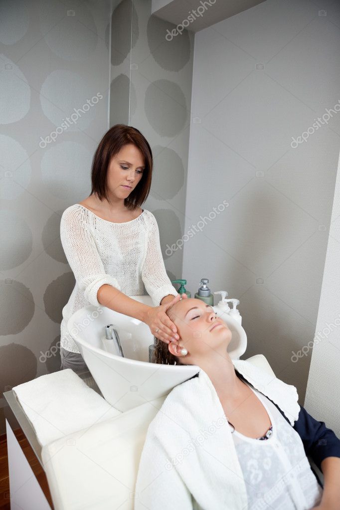 Soothing Massage During Hair Wash