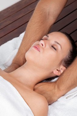 Sağlık spa adlı genç bir kadın