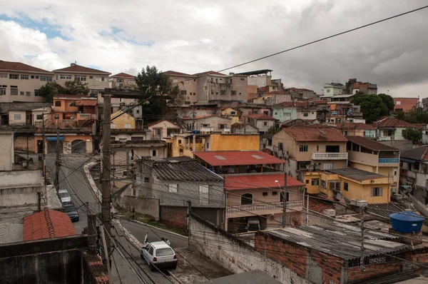 Slumforstad til sao paulo – stockfoto